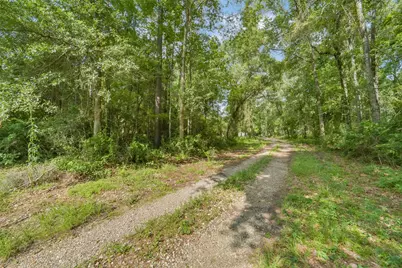 1706 County Road 3011, Dayton, TX 77535 - Photo 5