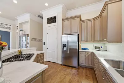9249 Buffalo Speedway, Houston, TX 77025 - Photo 13
