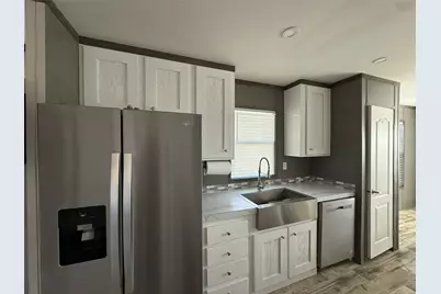 421 Bower Lane, Conroe, TX 77303 - Photo 7