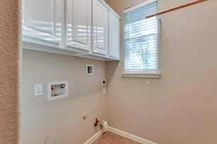 23 W Pipers Green St, Spring, TX 77382 - Photo 13