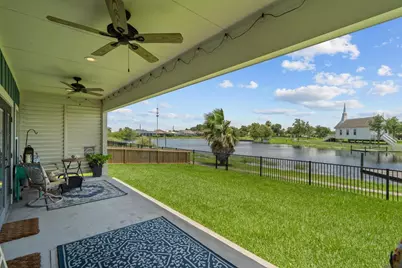 639 29th Street, San Leon, TX 77539 - Photo 1