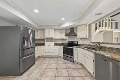12811 Ashford Meadow Drive, Houston, TX 77082 - Photo 9