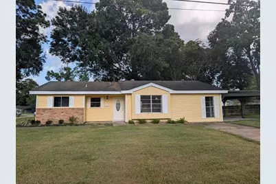 3895 Bristol Drive, Beaumont, TX 77707 - Photo 1