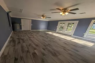3895 Bristol Dr, Beaumont, TX 77707 - Photo 9