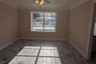 3895 Bristol Dr, Beaumont, TX 77707 - Photo 7