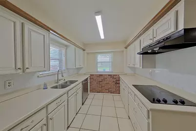 11430 Sagemorgan Drive, Houston, TX 77089 - Photo 11
