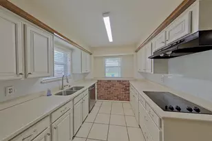 11430 Sagemorgan Dr, Houston, TX 77089 - Photo 11