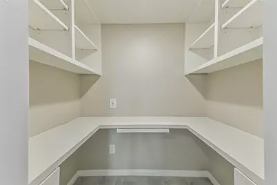 5115 Green Springs Drive, Houston, TX 77066 - Photo 9