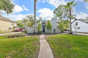 5115 Green Springs Dr, Houston, TX 77066 - Photo 1