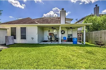 7910 Pelican Lane, Baytown, TX 77523 - Photo 9