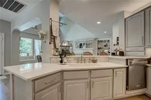 8792 Sunset Heights Ln, Conroe, TX 77302 - Photo 15