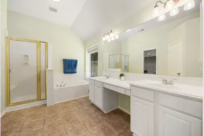 170 W Drifting Shadows Circle, Conroe, TX 77385 - Photo 21