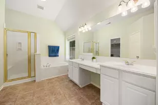 170 W Drifting Shadows Circle, Conroe, TX 77385 - Photo 21