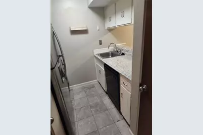 2201 Fountain View Drive #14J, Houston, TX 77057 - Photo 13