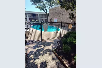 2201 Fountain View Drive #14J, Houston, TX 77057 - Photo 5