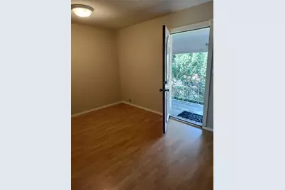 2201 Fountain View Drive #14J, Houston, TX 77057 - Photo 11