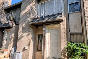 2011 Spenwick Dr, Houston, TX 77055 - Photo 1