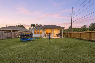 601 Burkett Street, Dayton, TX 77535 - Photo 21