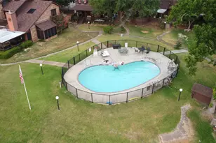 200 Fountain Lake W, Livingston, TX 77351 - Photo 27