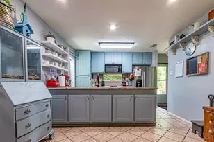 200 Fountain Lake W, Livingston, TX 77351 - Photo 5