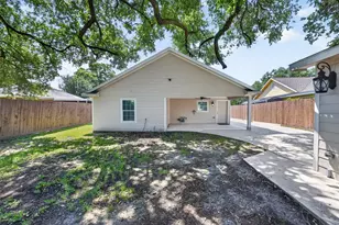 7623 McHenry St, Houston, TX 77087 - Photo 31