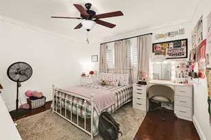 10309 Ivyridge Rd, Houston, TX 77043 - Photo 13