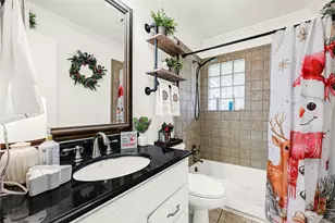 10309 Ivyridge Rd, Houston, TX 77043 - Photo 11