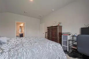 3923 Hawaiian Ct, Baytown, TX 77521 - Photo 19