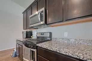 3923 Hawaiian Ct, Baytown, TX 77521 - Photo 13