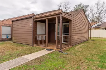 23 Townhouse Lane #23, Trinity, TX 75862 - Photo 5