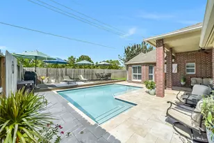 3105 Red Maple Dr, Friendswood, TX 77546 - Photo 43