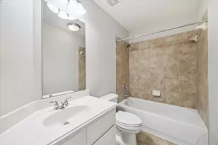 1611 Hill Spring Dr, Sugar Land, TX 77479 - Photo 25