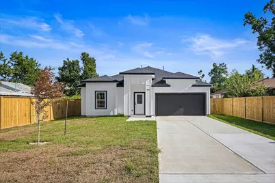 5526 Hartwick Road, Houston, TX 77016 - Photo 1