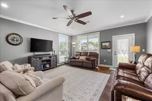 1207 Pecan St, Brenham, TX 77833 - Photo 11