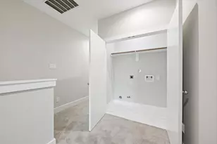 8664 Easthaven Blvd, Houston, TX 77075 - Photo 13