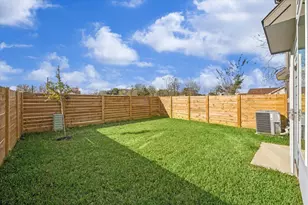 8664 Easthaven Blvd, Houston, TX 77075 - Photo 7