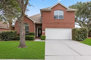 316 Colony Creek Dr, Dickinson, TX 77539 - Photo 1