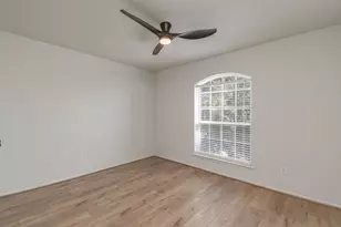 7206 Avon Park Ln, Houston, TX 77083 - Photo 23