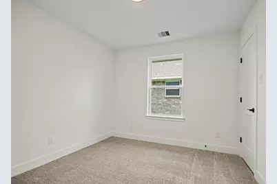 720 Greystone Lane, Angleton, TX 77515 - Photo 19