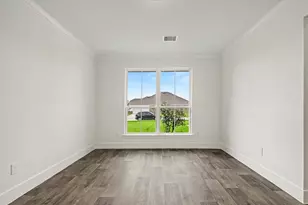 720 Greystone Ln, Angleton, TX 77515 - Photo 11