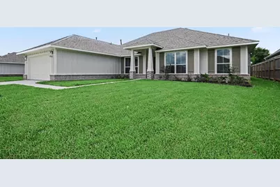 720 Greystone Lane, Angleton, TX 77515 - Photo 3