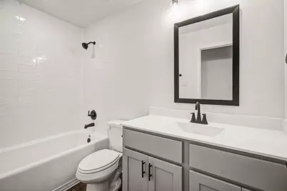 720 Greystone Lane, Angleton, TX 77515 - Photo 15