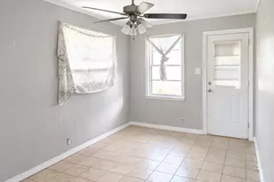 2919 Staples St, Houston, TX 77026 - Photo 3