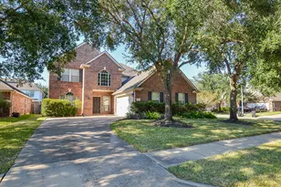 1402 Sullivan Springs Dr, Katy, TX 77494 - Photo 3