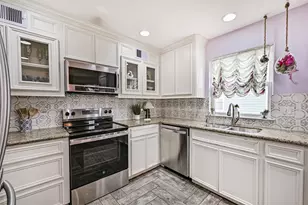 13950 Pirates Beach Blvd, Galveston, TX 77554 - Photo 17
