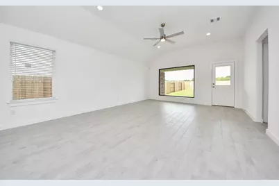 1004 Golden Glow Path, Magnolia, TX 77355 - Photo 19