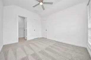 1004 Golden Glow Path, Magnolia, TX 77355 - Photo 5
