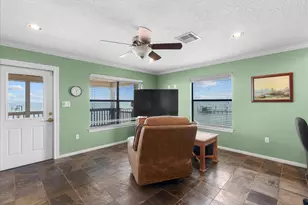 5212 Bayside Dr, Baytown, TX 77523 - Photo 11