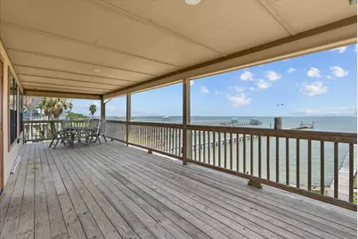 5212 Bayside Drive, Baytown, TX 77523 - Photo 7