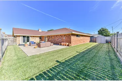 7758 Chantilly Circle, Galveston, TX 77551 - Photo 35